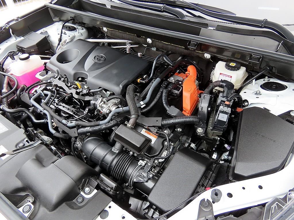 토요타 라브4 RAV4(5세대) 2.5 4WD 하이브리드 LTD 이미지 19
