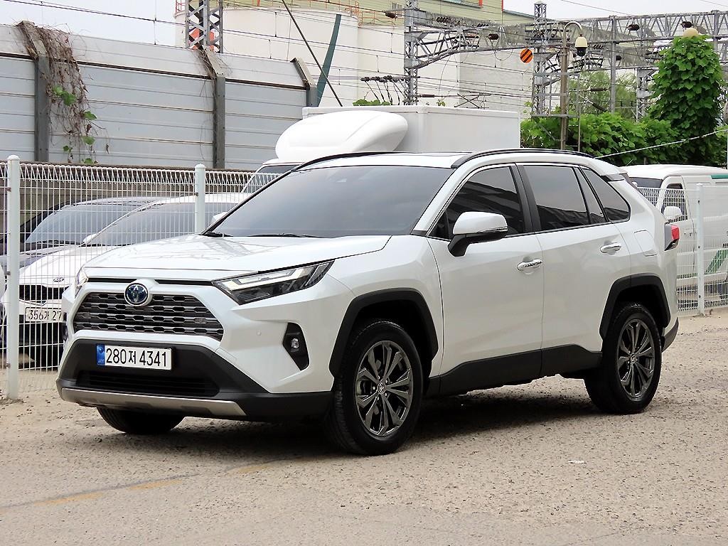 토요타 라브4 RAV4(5세대) 2.5 4WD 하이브리드 LTD 이미지 2