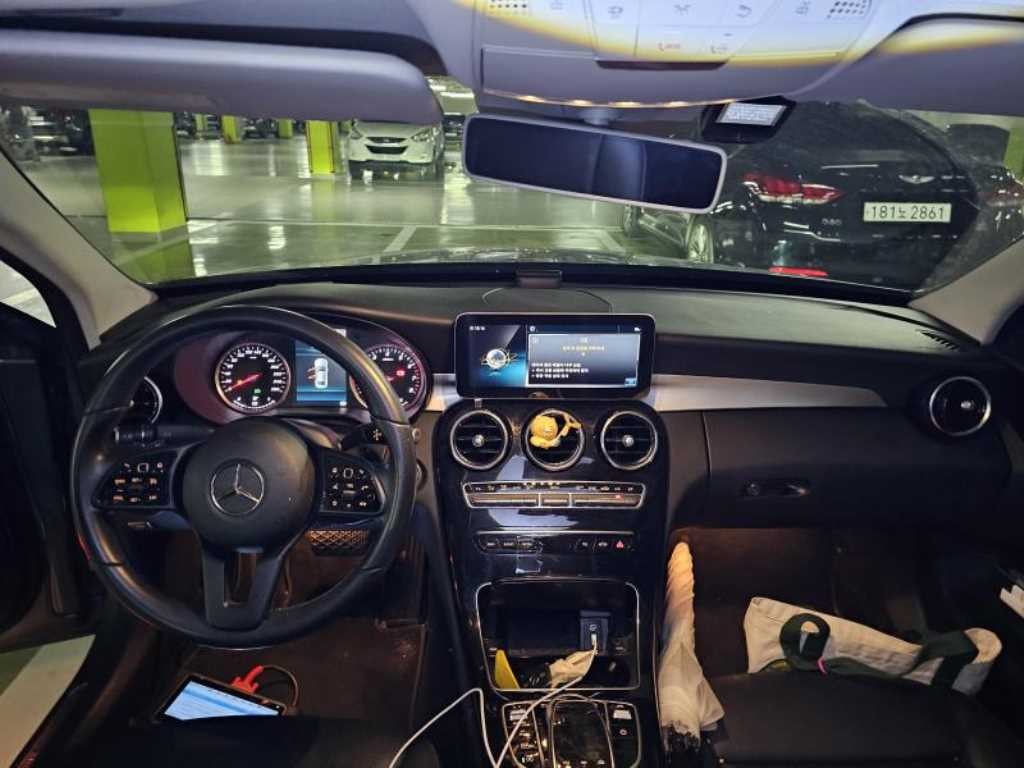 벤츠 C 클래스 C클래스 W205 C200 이미지 5
