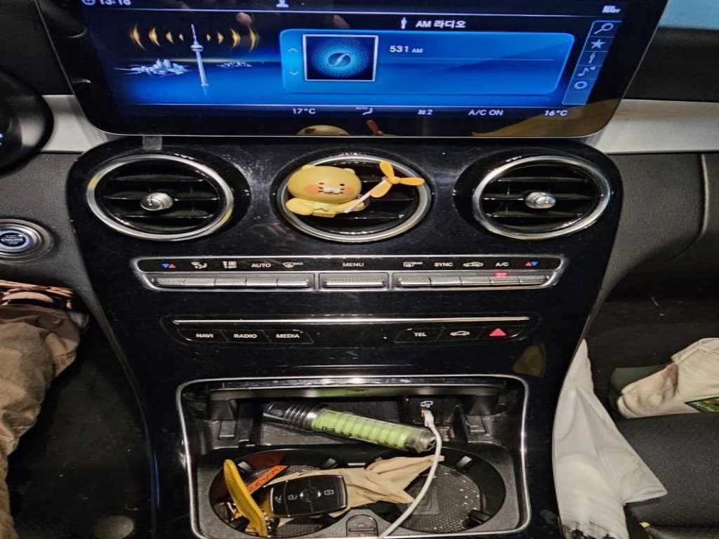 벤츠 C 클래스 C클래스 W205 C200 이미지 8