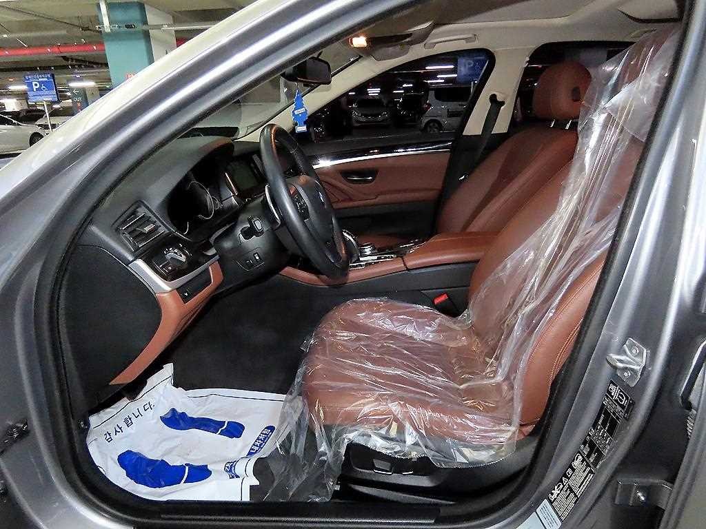 BMW 5시리즈 5시리즈 (F10) 528i xDrive 이미지 6