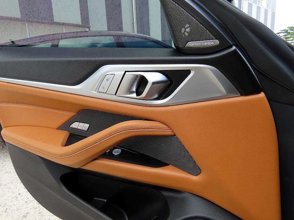 BMW i4 M50 프로 이미지 11