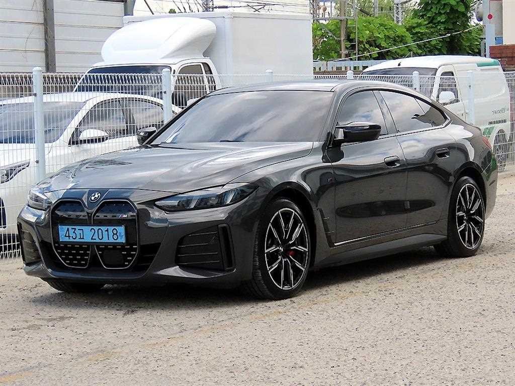 BMW i4 M50 프로 이미지 2