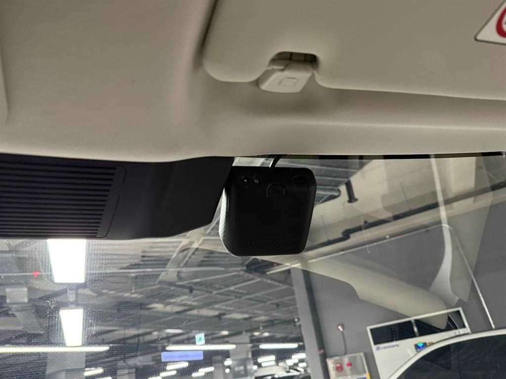 랜드로버 디펜더 디펜더 (L663) 90 D250 SE 이미지 17