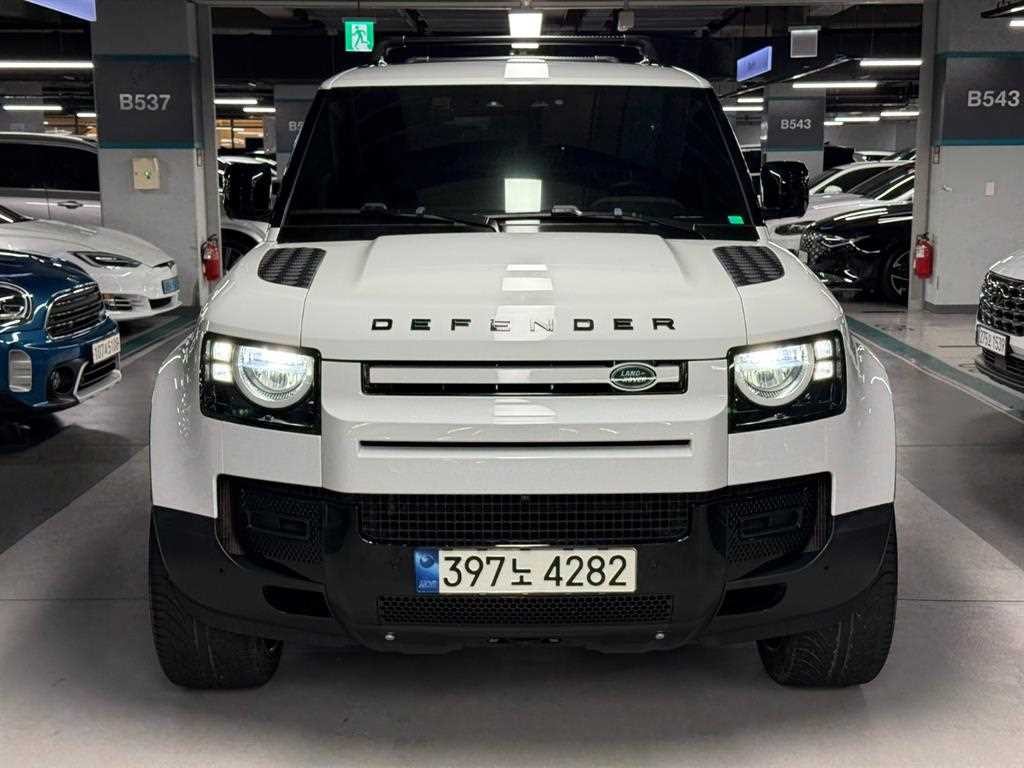 랜드로버 디펜더 디펜더 (L663) 90 D250 SE 이미지 2