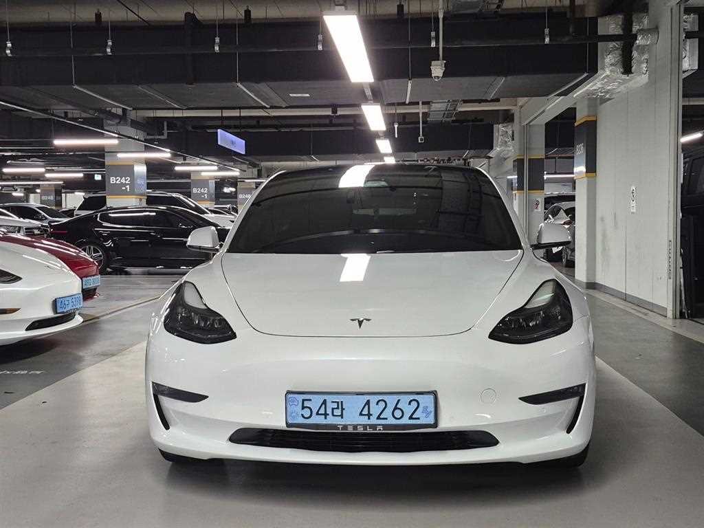 테슬라 모델 3 롱 레인지 이미지 3