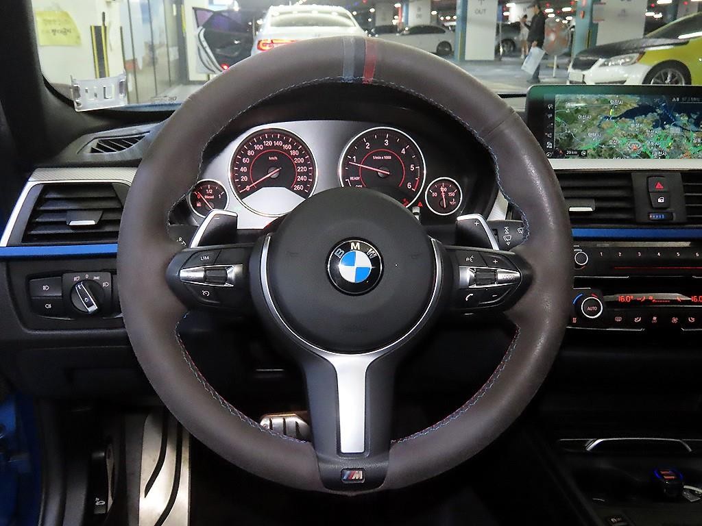 BMW 3시리즈 3시리즈 (F30) 320d M 스포츠 이미지 8
