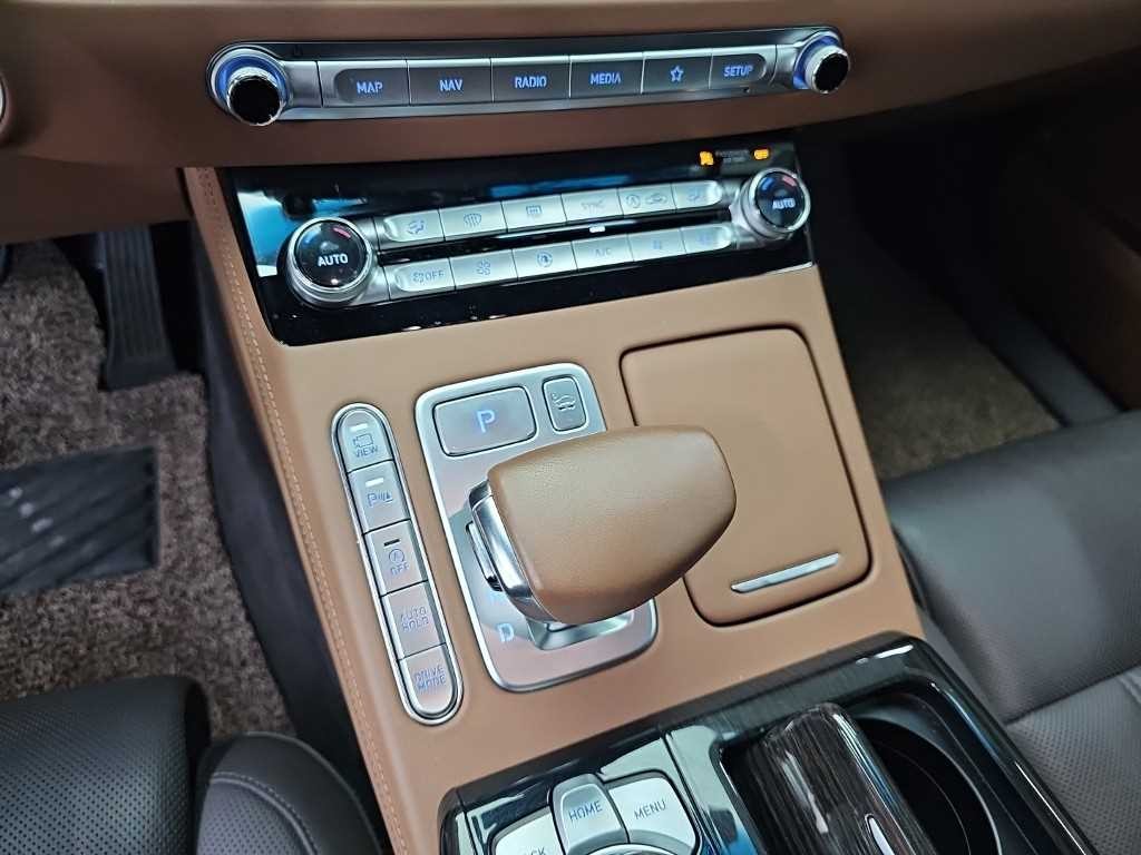 제네시스 G90 3.8 GDI AWD 프리미엄 럭셔리 이미지 8