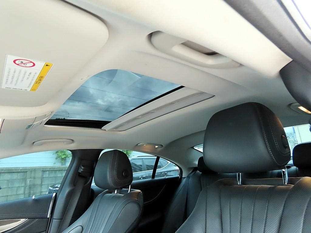 벤츠 CLS 클래스 CLS클래스 C257 CLS 400d 4MATIC 이미지 16