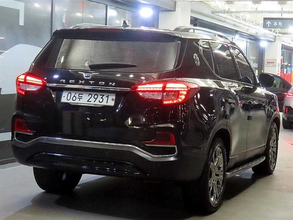 KG모빌리티(쌍용) 렉스턴 G4렉스턴 디젤 2.2 4WD 유라시아 에디션 이미지 4
