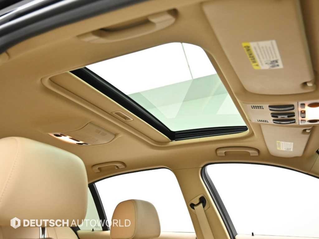 BMW 3시리즈 3시리즈 (E90) 328i XDrive 이미지 18