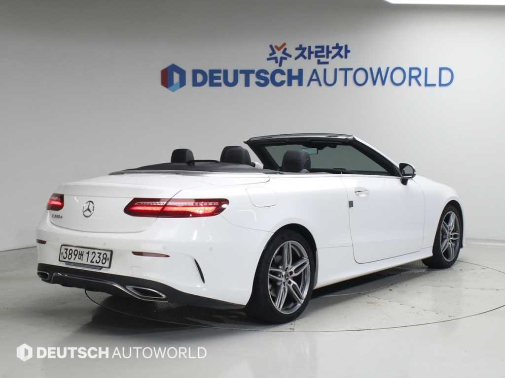 벤츠 E 클래스 E-클래스 W213 E220d 카브리올레 이미지 2