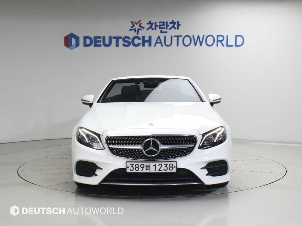 벤츠 E 클래스 E-클래스 W213 E220d 카브리올레 이미지 3