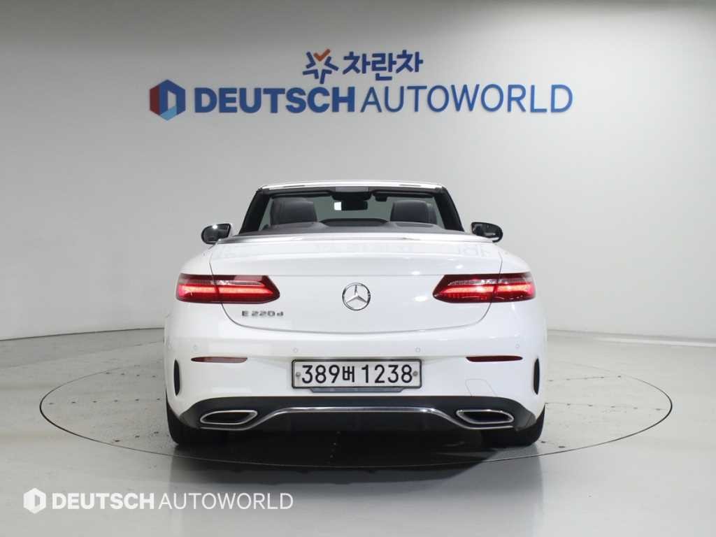 벤츠 E 클래스 E-클래스 W213 E220d 카브리올레 이미지 4