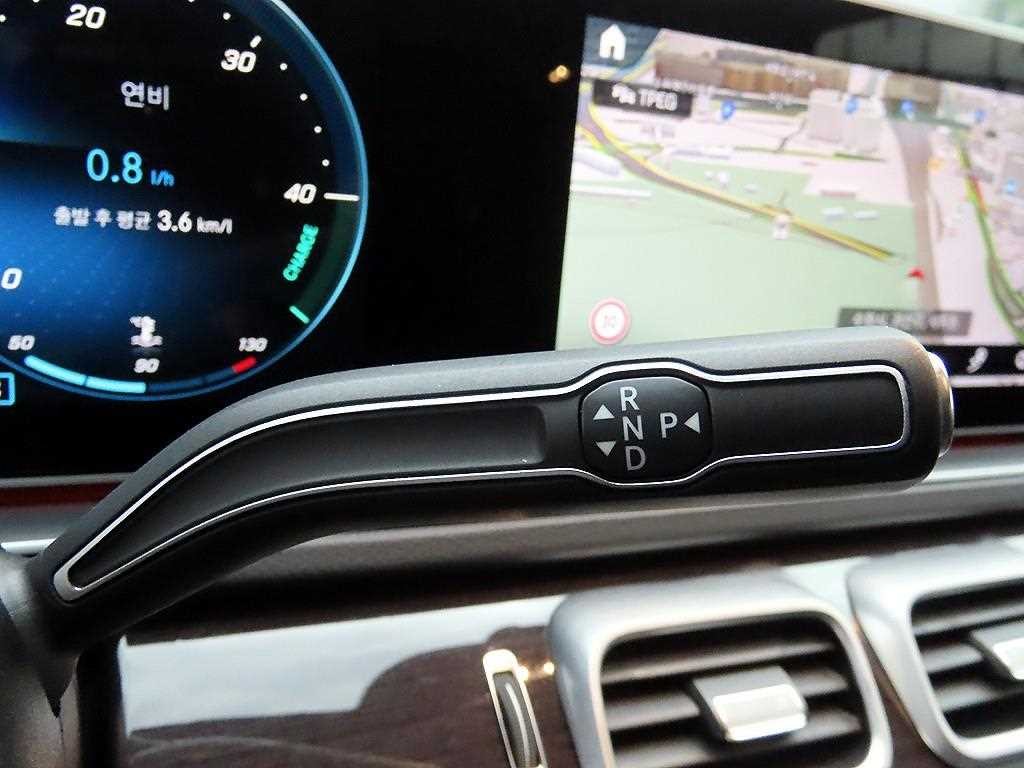 벤츠 GLE 클래스 GLE 클래스 W167 GLE 400d 4MATIC 쿠페 이미지 11