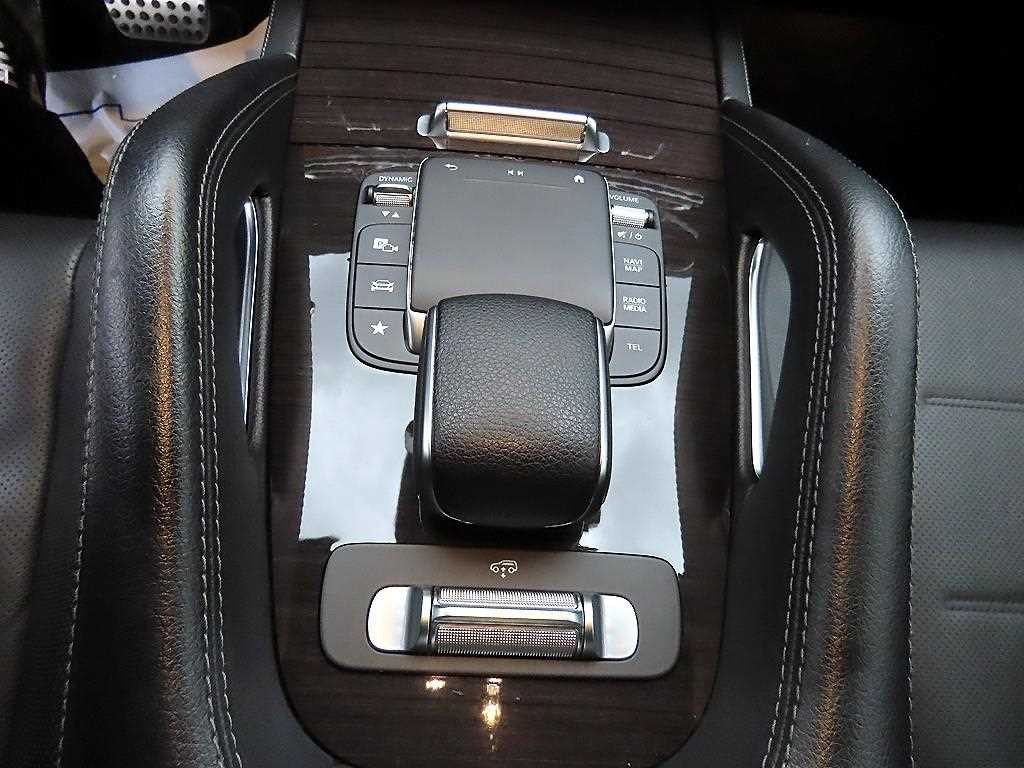 벤츠 GLE 클래스 GLE 클래스 W167 GLE 400d 4MATIC 쿠페 이미지 12