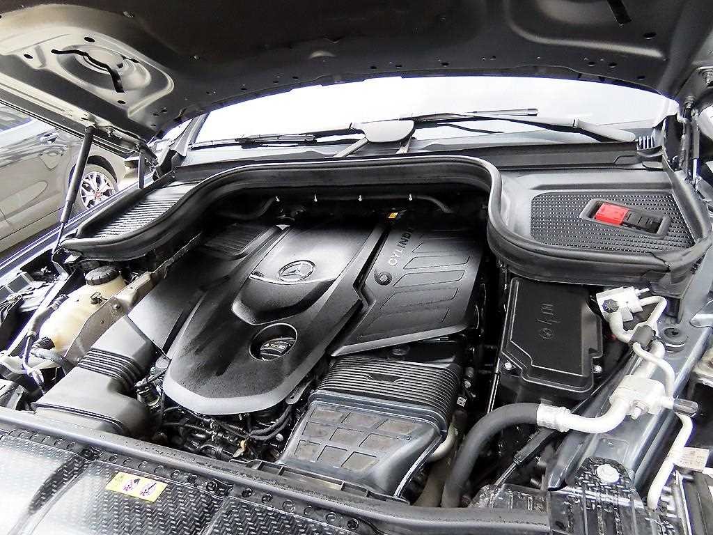 벤츠 GLE 클래스 GLE 클래스 W167 GLE 400d 4MATIC 쿠페 이미지 19