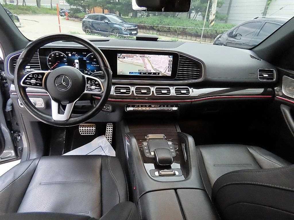 벤츠 GLE 클래스 GLE 클래스 W167 GLE 400d 4MATIC 쿠페 이미지 7