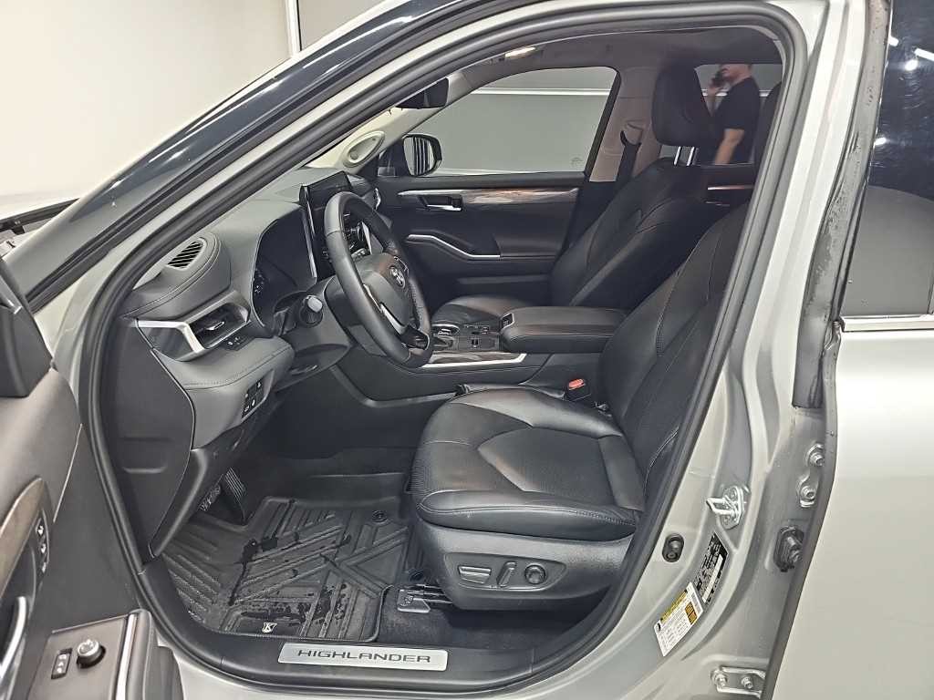 토요타 하이랜더 하이랜더 4세대 2.5 HEV 4WD 리미티드 이미지 11
