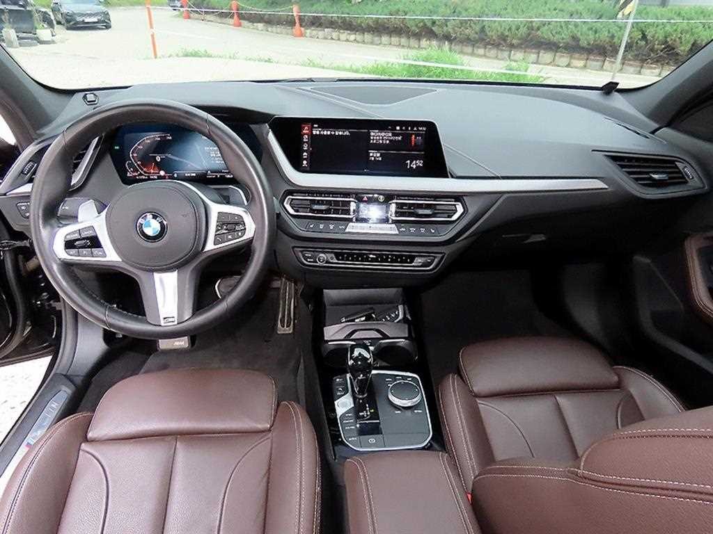 BMW 1시리즈 1시리즈 (F40) 118d M 스포츠 이미지 7