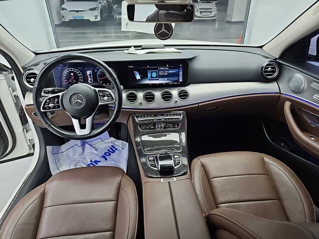 벤츠 E 클래스 E-클래스 W213 E300 AMG LINE 이미지 7