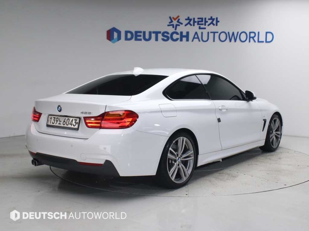 BMW 4시리즈 4시리즈 (F32) 428i 쿠페 M 스포츠 이미지 2