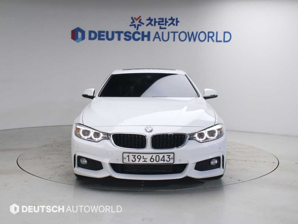 BMW 4시리즈 4시리즈 (F32) 428i 쿠페 M 스포츠 이미지 3