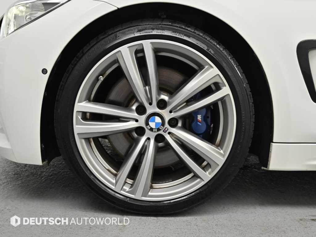 BMW 4시리즈 4시리즈 (F32) 428i 쿠페 M 스포츠 이미지 5