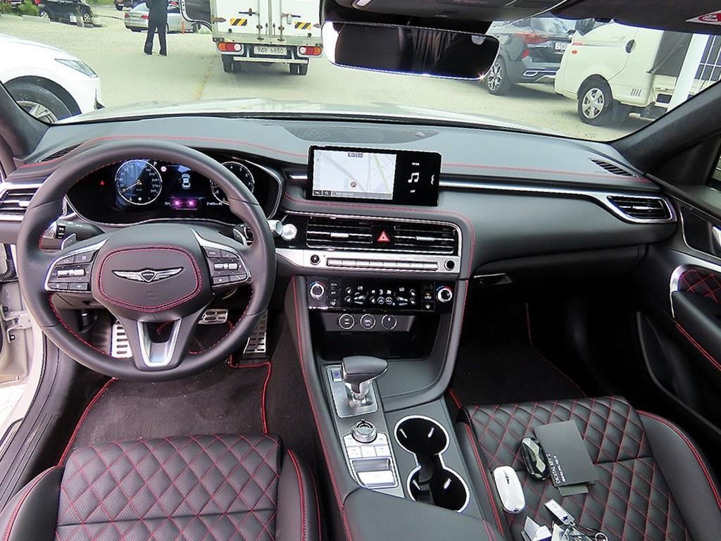 제네시스 G70 더 뉴 G70 가솔린 3.3T 4WD 스포츠 패키지 이미지 7