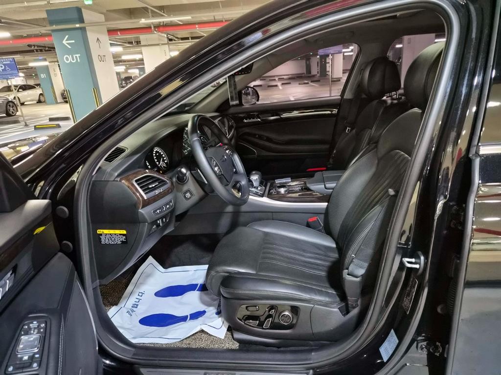 제네시스 EQ900 3.8 GDI AWD 럭셔리 이미지 6