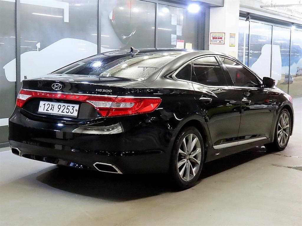 현대 그랜저 그랜저 HG HG300 EXCLUSIVE 스페셜 이미지 4