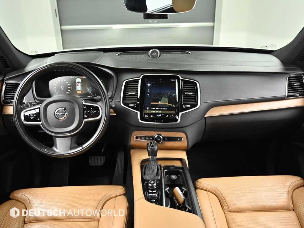 볼보 XC90 XC90 2세대 2.0 D5 AWD 인스크립션 이미지 8