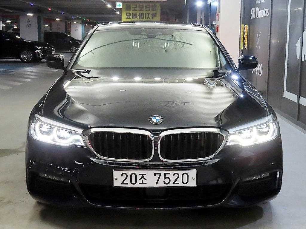 BMW 5시리즈 5시리즈 (G30) 530i M 스포츠 플러스 이미지 2