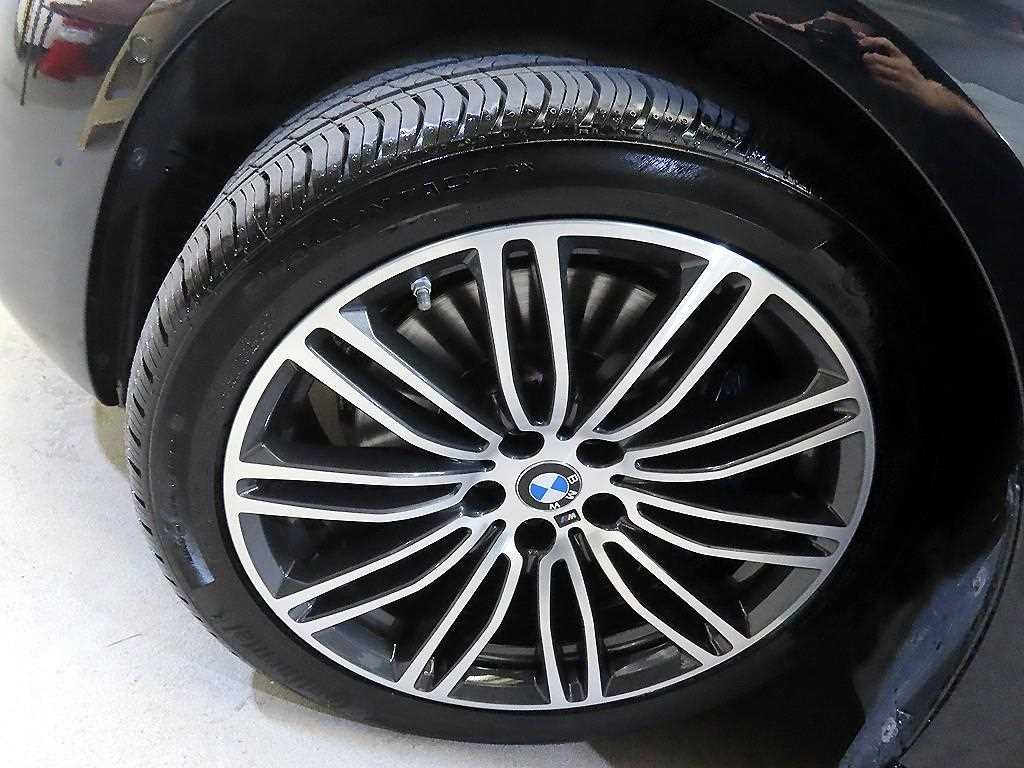 BMW 5시리즈 5시리즈 (G30) 530i M 스포츠 플러스 이미지 20