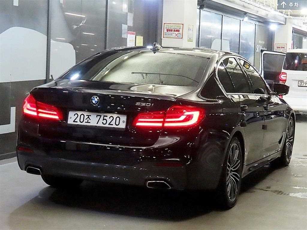 BMW 5시리즈 5시리즈 (G30) 530i M 스포츠 플러스 이미지 4