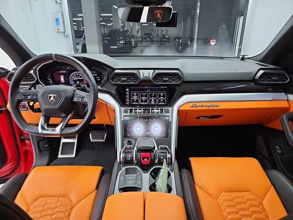 람보르기니 우루스 4.0 V8 이미지 7