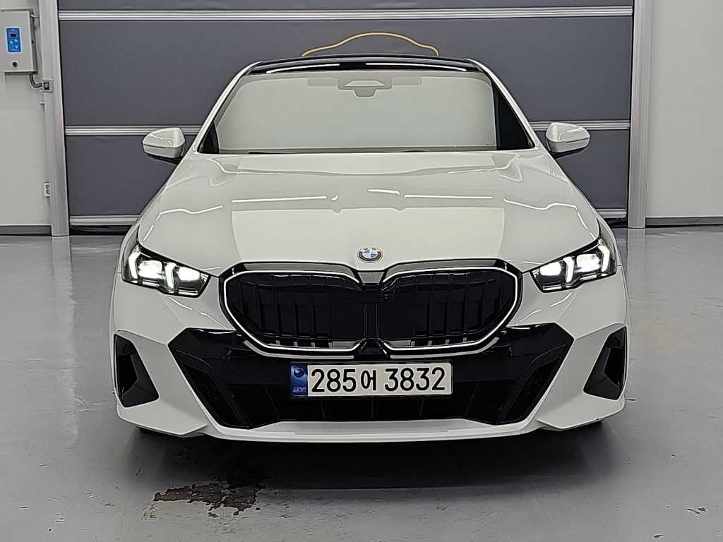 BMW 5시리즈 5시리즈 (G60) 520i 스페셜 에디션 이미지 2
