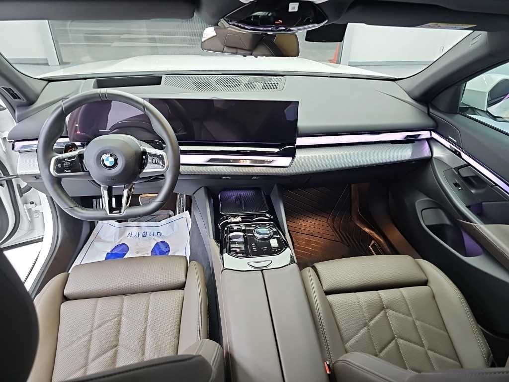 BMW 5시리즈 5시리즈 (G60) 520i 스페셜 에디션 이미지 7