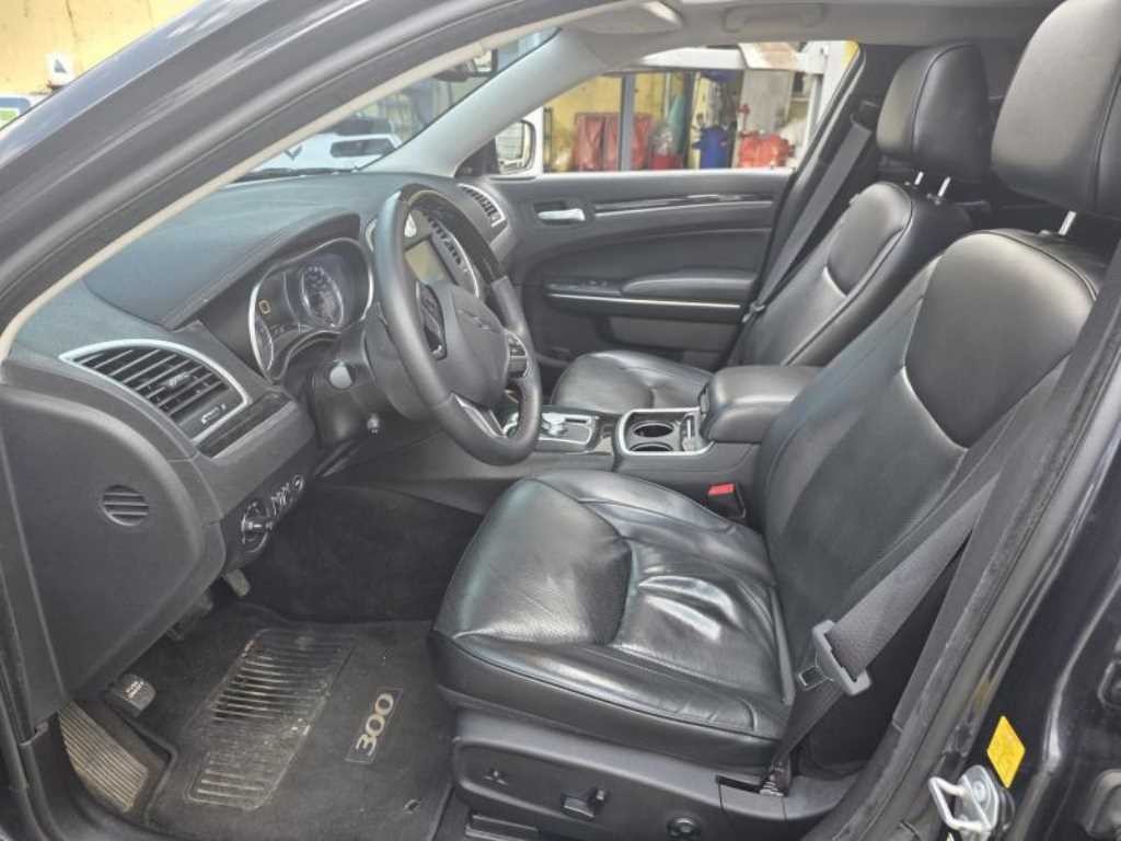 크라이슬러 300C 더뉴300C 3.6 이미지 4