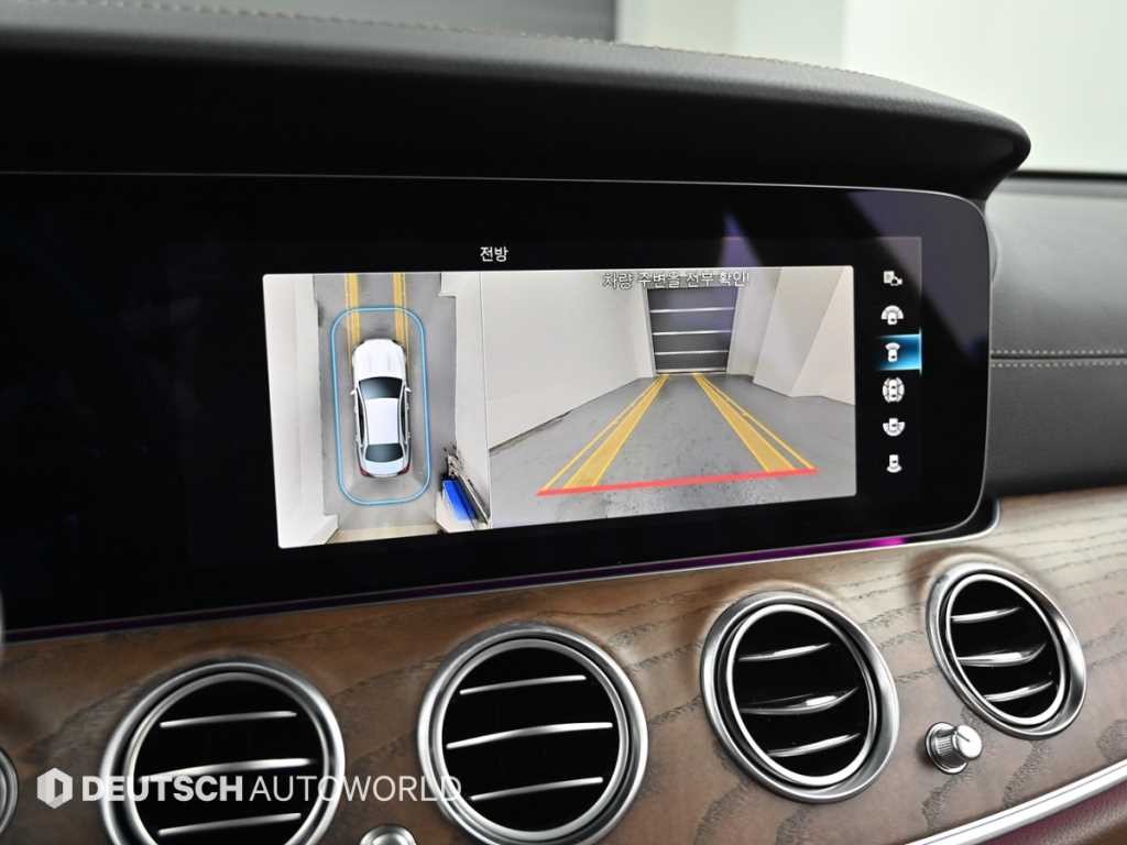 벤츠 E 클래스 E-클래스 W213 E300e 4MATIC 익스클루시브 이미지 15