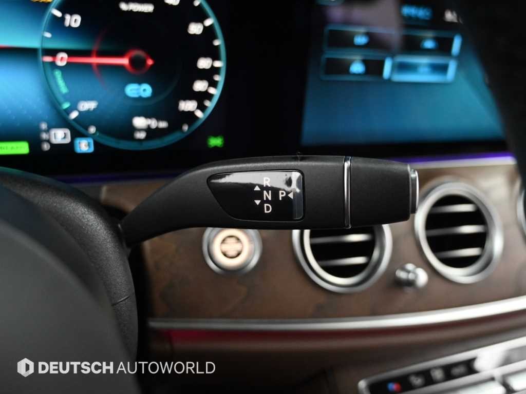 벤츠 E 클래스 E-클래스 W213 E300e 4MATIC 익스클루시브 이미지 9