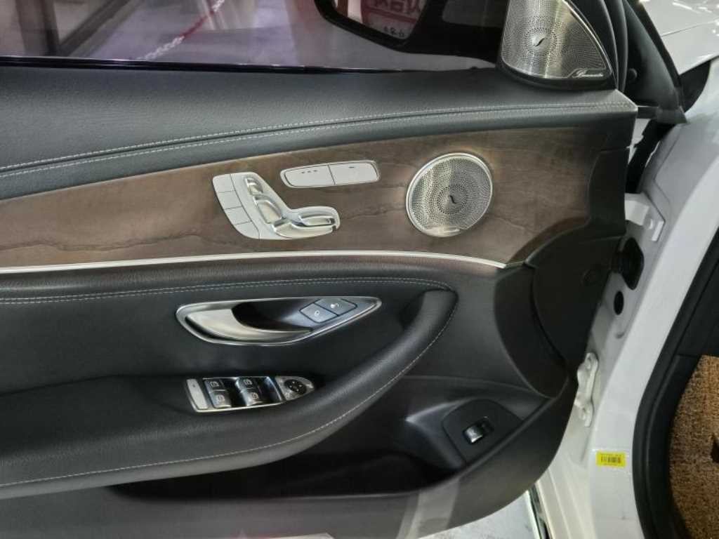 벤츠 E 클래스 E-클래스 W213 E220d 익스클루시브 이미지 13