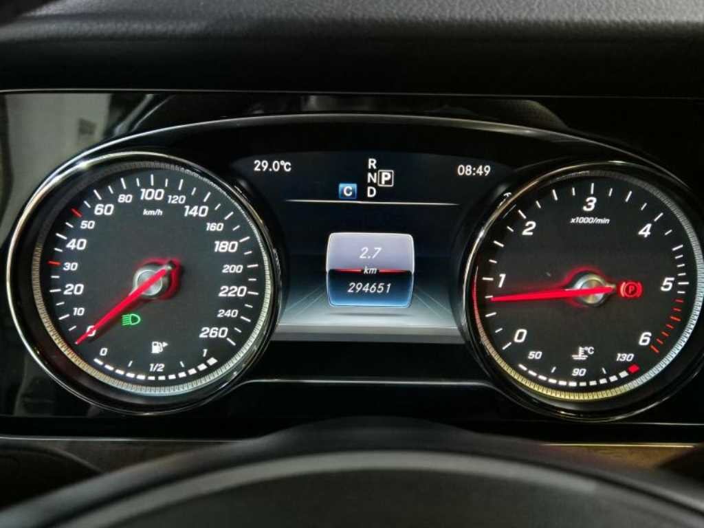 벤츠 E 클래스 E-클래스 W213 E220d 익스클루시브 이미지 14