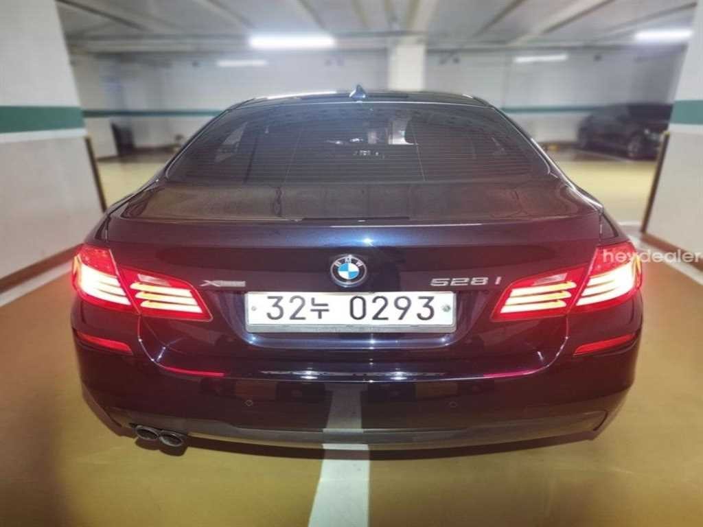 BMW 5시리즈 5시리즈 (F10) 528i xDrive M 에어로 다이나믹 이미지 2