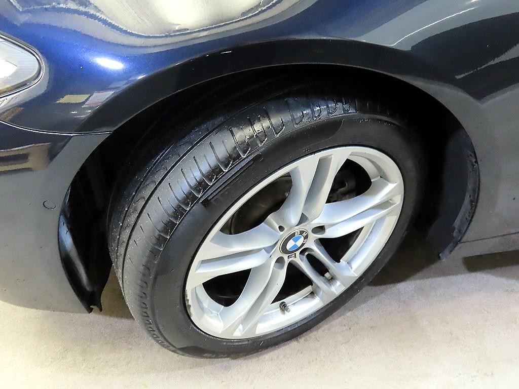 BMW 5시리즈 5시리즈 (F10) 528i xDrive M 에어로 다이나믹 이미지 20