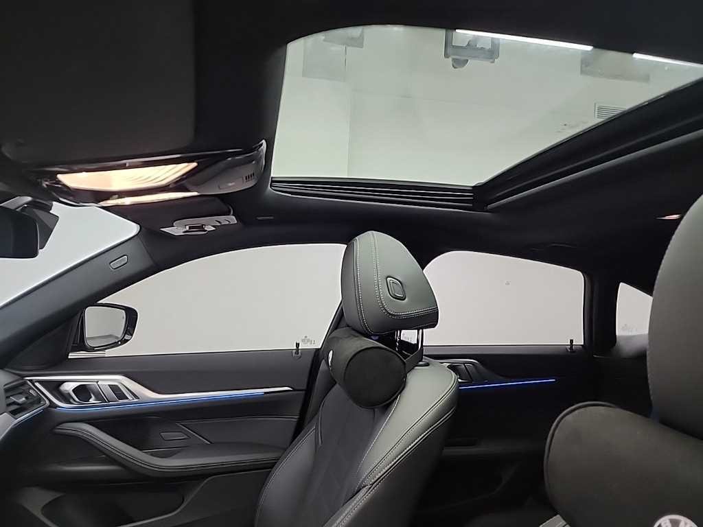 BMW 4시리즈 4시리즈 (G22) 420i 그란쿠페 M 스포츠 이미지 14
