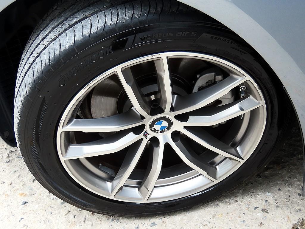 BMW 5시리즈 5시리즈 (G30) 520d xDrive M 스포츠 이미지 20