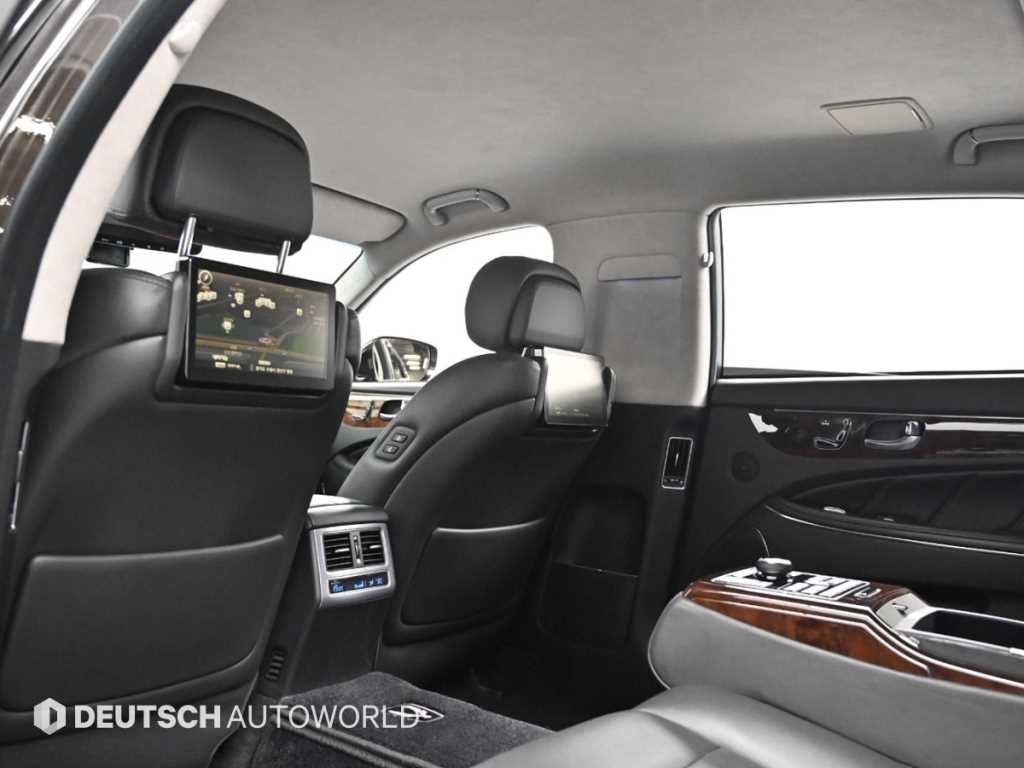현대 에쿠스 에쿠스(신형) VL500(LIMOUSINE) 프레스티지 이미지 18