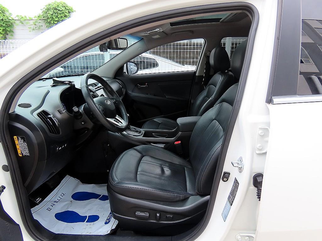 기아 스포티지 스포티지 R 2WD LIMITED 이미지 5