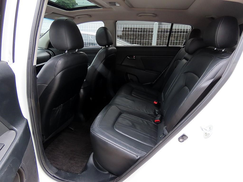 기아 스포티지 스포티지 R 2WD LIMITED 이미지 6